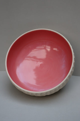 Carved serving bowl in pink