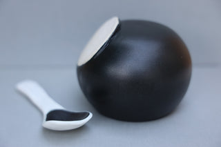 Salt cellar