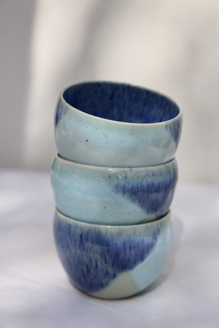 Coffee bowl or hug mug