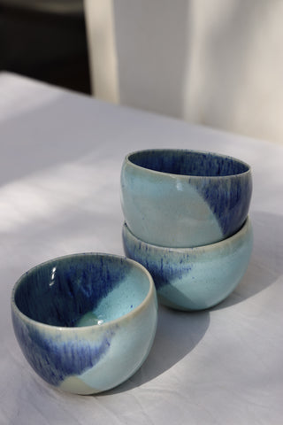 Coffee bowl or hug mug