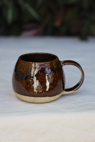 Petite mug in burnt toffee (second)