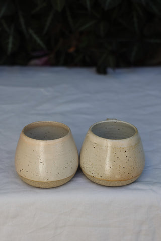 Pair of petite tea cups or coffee mugs with handle