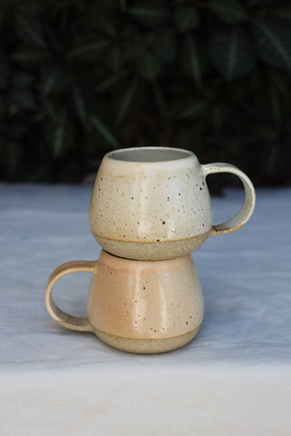 Pair of petite tea cups or coffee mugs with handle