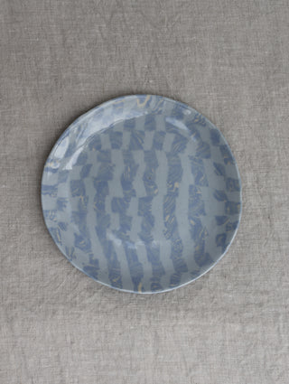 Set of six lilac plates with mix matching napkin rings