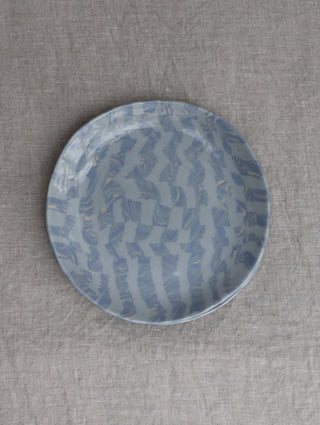 Set of six lilac plates with mix matching napkin rings