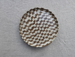 Set of four Chickedey-Checkedey plates with matching napkin rings