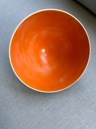 Carved deep serving bowl in cantaloupe