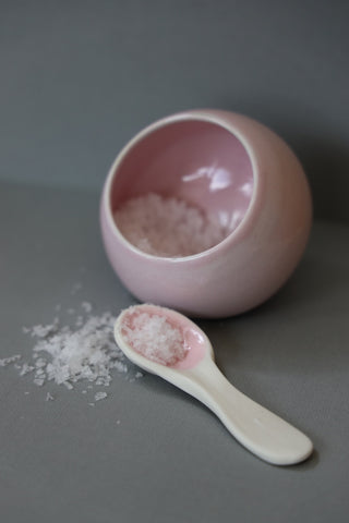 Salt cellar
