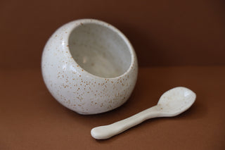 Salt cellar