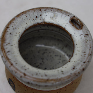 Anti-spill travel cup (second)