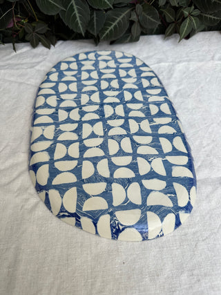Blue and white marbled nerikomi platter and plates