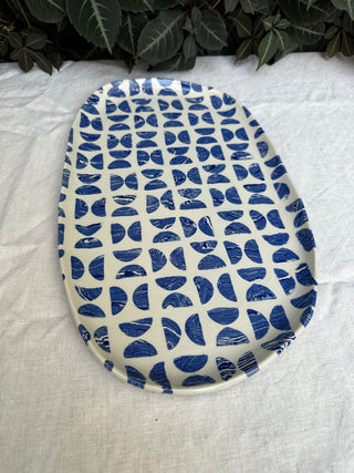 Blue and white marbled nerikomi platter and plates
