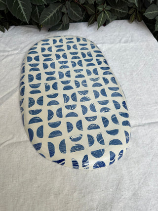 Blue and white marbled nerikomi platter and plates