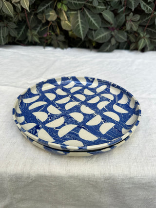 Blue and white marbled nerikomi platter and plates